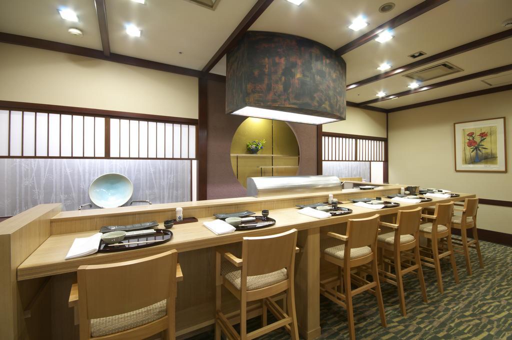 Toyama Daiichi Hotel Экстерьер фото